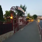 Noks 公寓